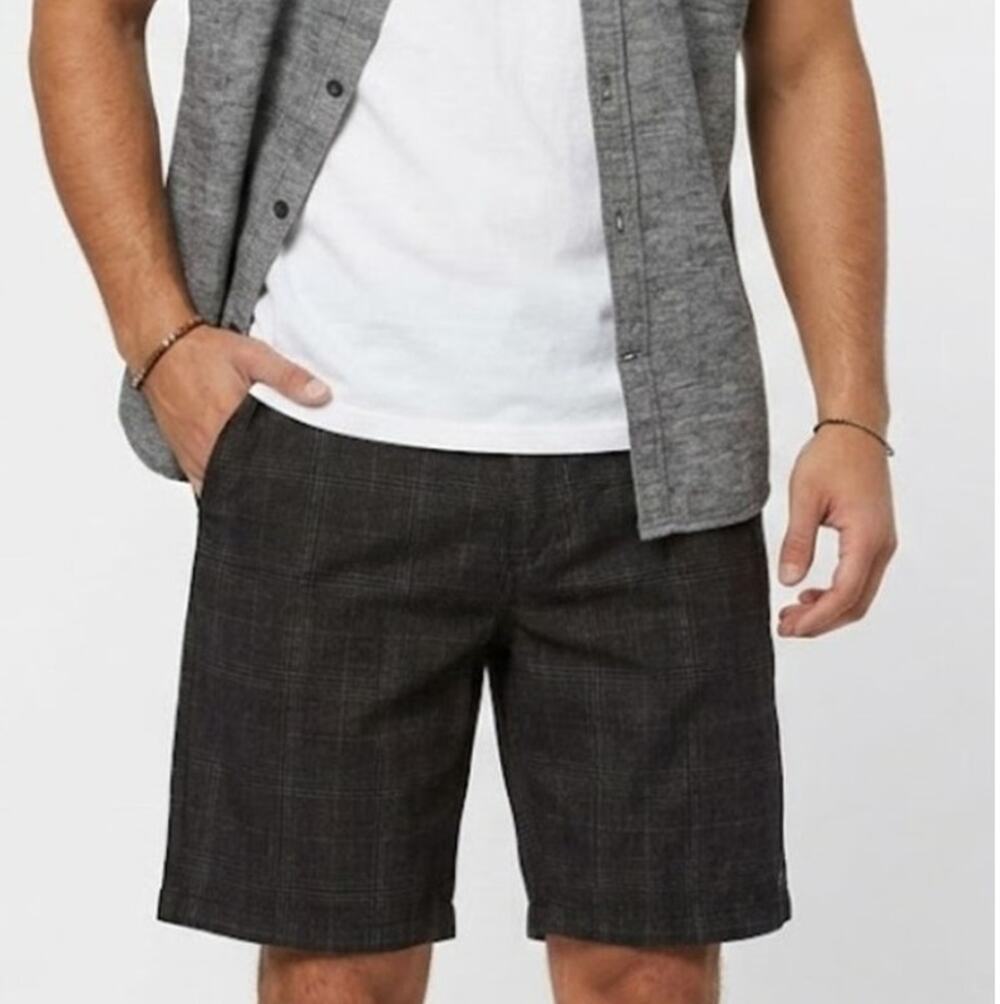 O’NEILL Chino Casual Shorts Flat Front Regular Fit Grey Black Plaid Mens Size 40
